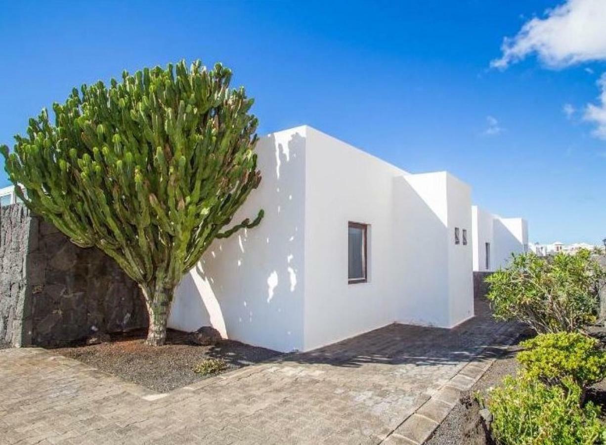 Villa Neptuno With Private Pool, Sea View, Sat-Tv & Free Wifi بلايا بلانكا المظهر الخارجي الصورة